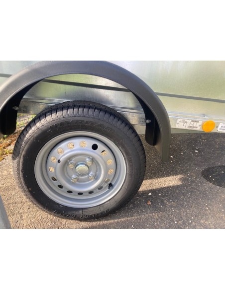 Roue et garde boue rond de la lider 1 mètre 50 Roue et garde boue rond de la lider 1 mètre 50