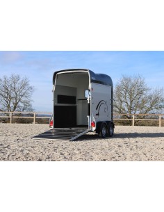 van 2 places gold origins. distribué dans nos magasins à Rouen, à Vernon et à Saint Germain en Laye