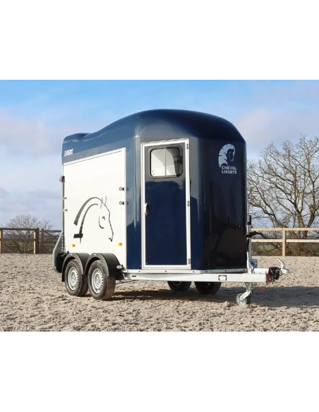 van cheval liberté avec porte avant. Distribué à Rouen Vernon et Saint Germain en Laye van cheval liberté avec porte avant. Distribué à Rouen Vernon et Saint Germain en Laye