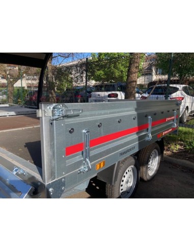 REMORQUE 750 Kg 260 X150 2 essieux roues...