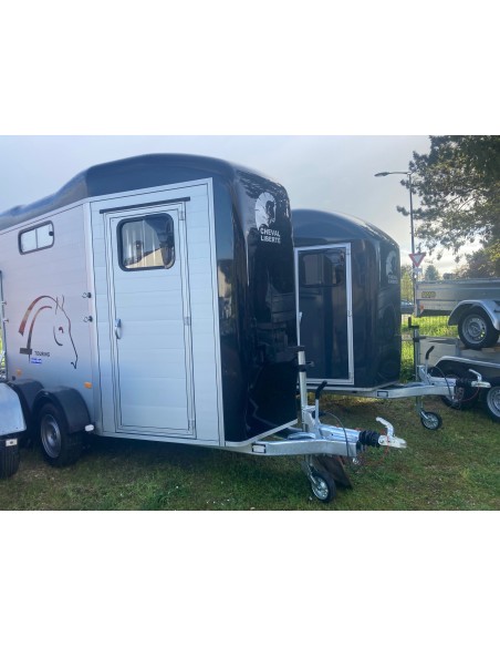 van touring cheval liberté exposé à paris ouest van touring cheval liberté exposé à paris ouest