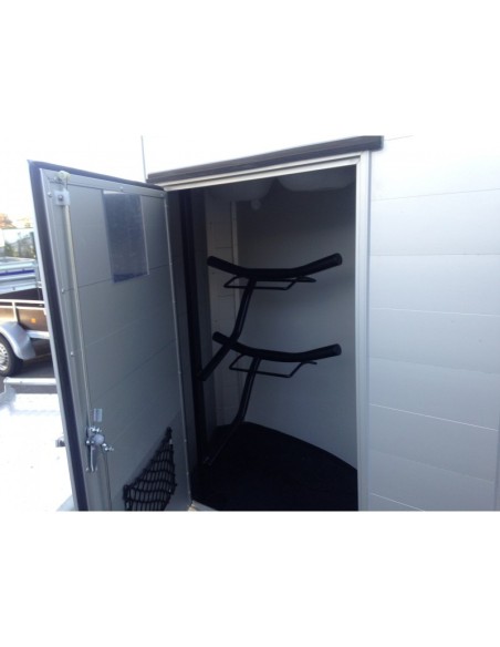 sellerie d'un van cheval liberté hippomobile sellerie d'un van cheval liberté hippomobile