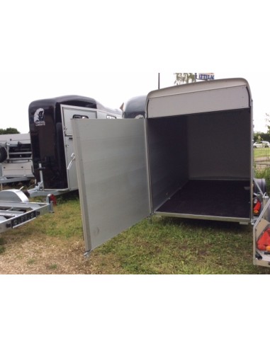 FOURGON 0750 - 1300 KG 303X150H197 ROADSTER300...