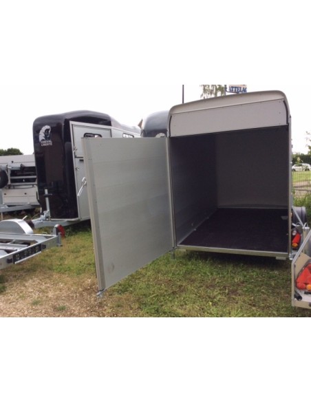 FOURGON 0750 - 1300 KG 303X150H197 ROADSTER300 DEBON