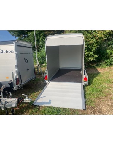 LOCATION ou vente fourgon carrossée CHAMBOURCY...