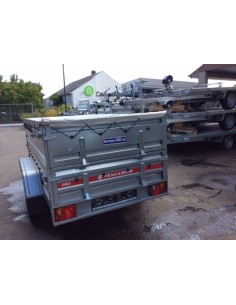 exemple de remorque en location à Chambourcy-st-germain-en-laye, remorque temared 2612 avec bâche plate et double ridelles 2