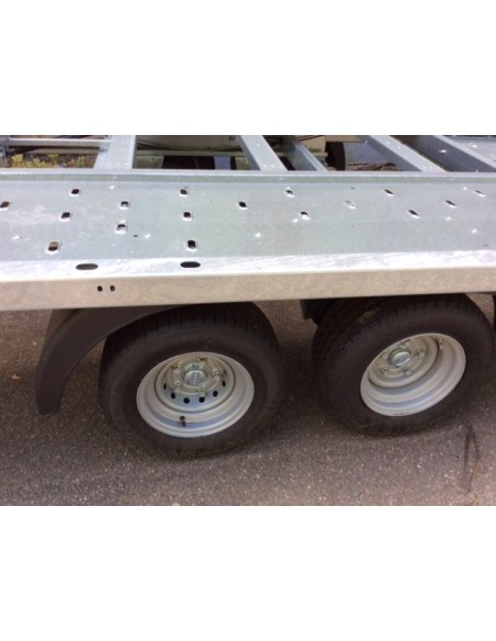 LOCATION PORTE VOITURE 2T700 4 mètres 50 CHAMBOURCY - ST GERMAIN EN LAYE