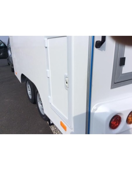 REMORQUE MAGASIN 1500 KG 300X200H230 - 2 ESSIEUX BW