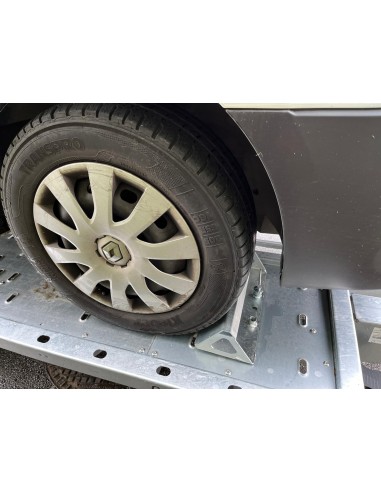 LOCATION PORTE VOITURE 2T700 4 mètres 50...