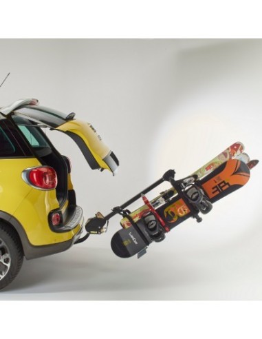 PORTE SKIS SUR ATTELAGE