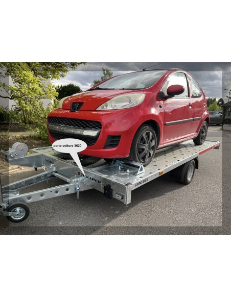 porte voiture 3620 avec une petite voiture dessus porte voiture 3620 avec une petite voiture dessus