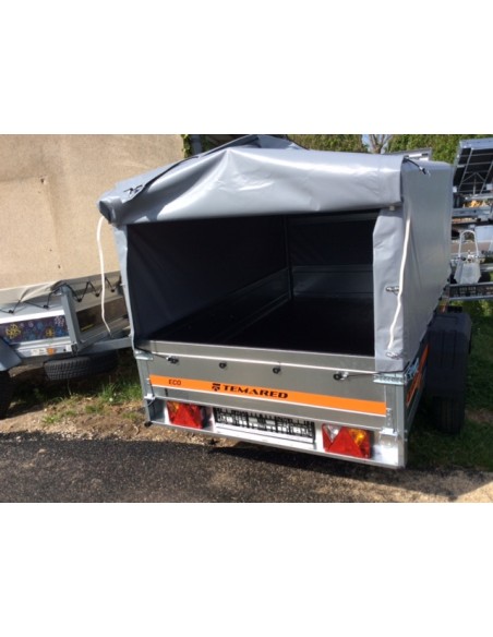 remorque éco 2012 avec bache fourgonnette ouverte et panneau arrière fermé. remorque éco 2012 avec bache fourgonnette ouverte et panneau arrière fermé.