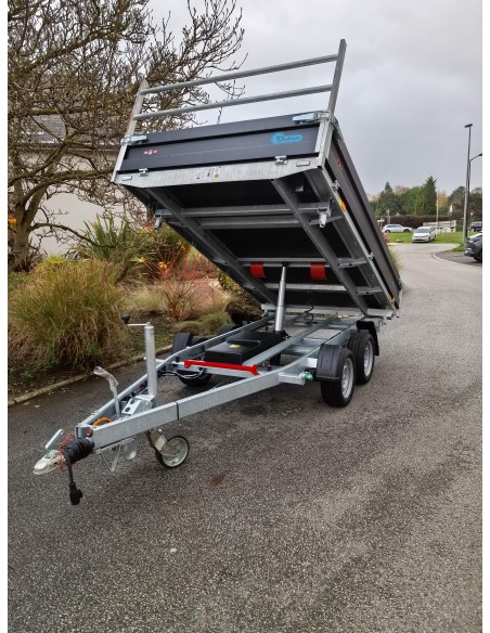 REMORQUE BENNE 3500 KG 330 X 186 TRIBENNE POMPE ELECTRIQUE DEBON BLACK EDITION